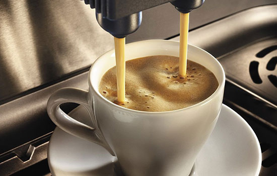 Кофемашина Dalla-Corte делает не горячий кофе
